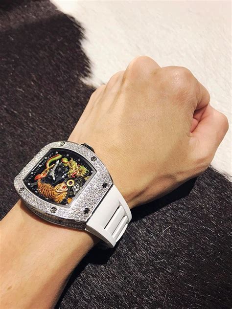 richard mille wrist check